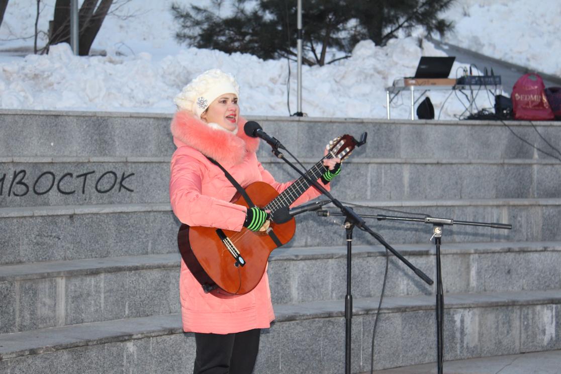 Влада Лазо в